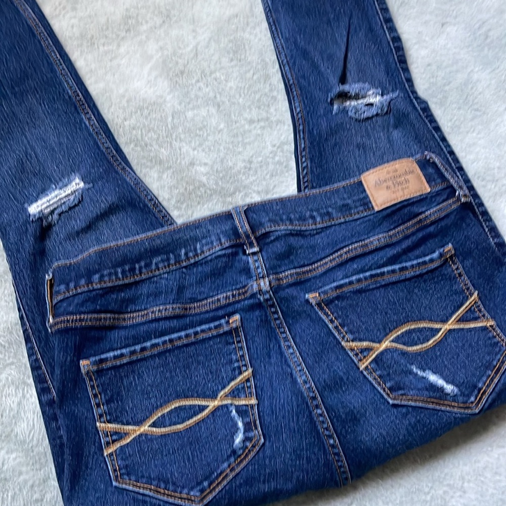 Abercrombie & Fitch Super Skinny.